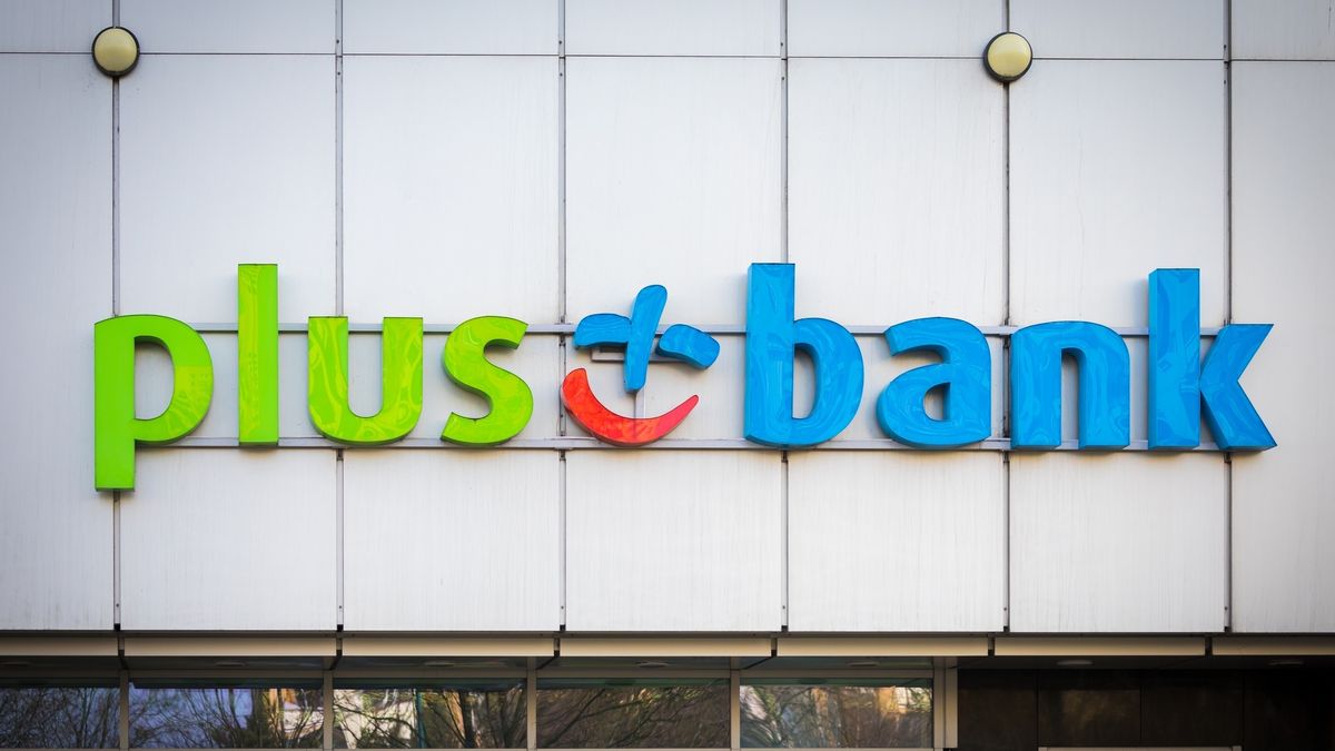 Większościowym akcjonariuszem Plus Banku jest Zygmunt Solorz-Żak.