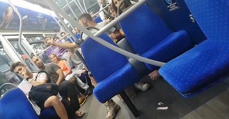 Atak na Polaka w brytyjskim autobusie. "Wracaj do pie****onej Polski"