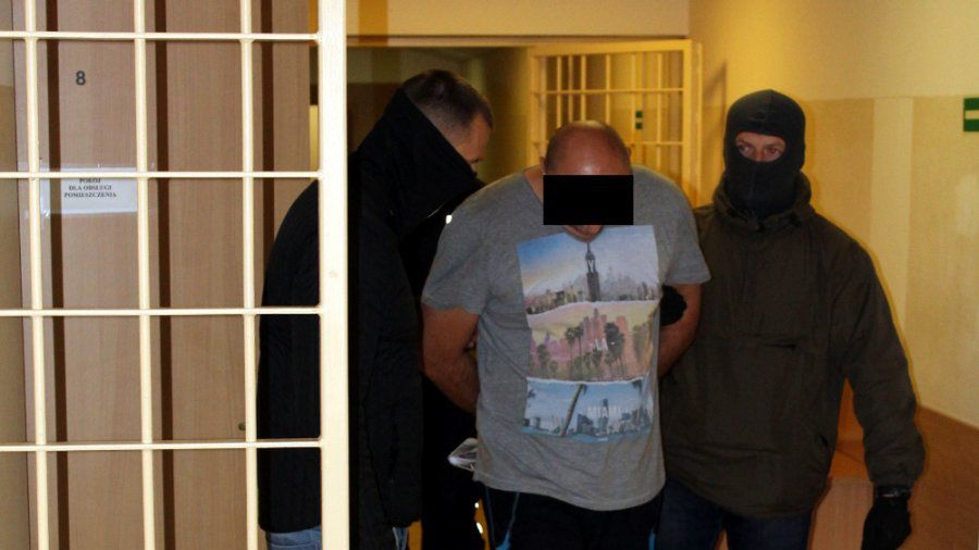 Łupem mężczyzn padła biżuteria