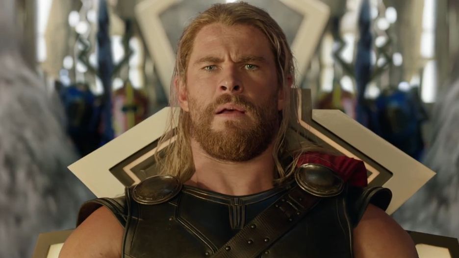 Chris Hemsworth w filmie "Thor Ragnarok"