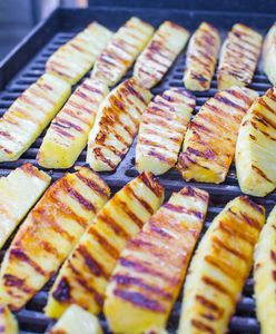 Owoce na grillu – sztuczki i porady