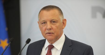 Janik: Odwołanie Mariana Banasia. Czy(m) wypełnić lukę w prawie? (Opinia)