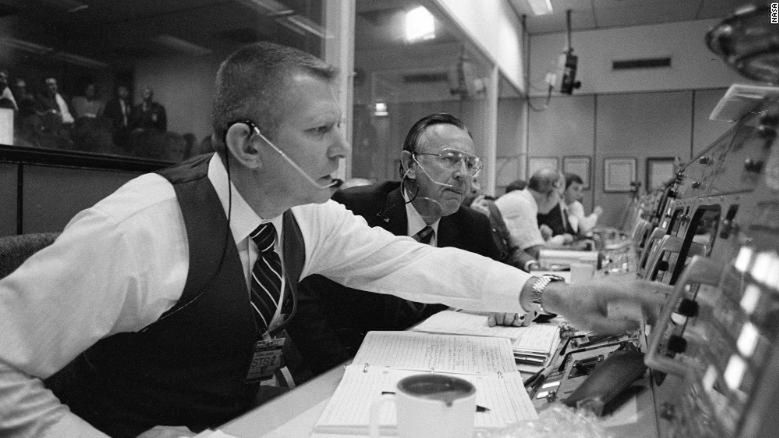 NASA: Zmarł Chris Kraft, pierwszy dyrektor lotów NASA. Co mu zawdzięczamy?