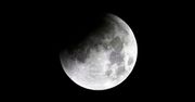 Chiński Chang'e 4 dotarł na orbitę Księżyca. Niebawem wyląduje na "ciemnej stronie"