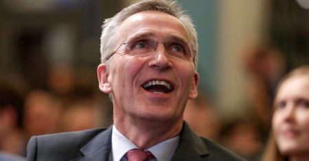 NATO: Jens Stoltenberg pozostaje sekretarzem generalnym Paktu