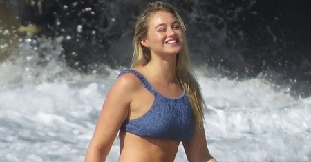 Iskra Lawrence w sesji strojów kąpielowych