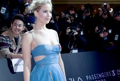 LOOK OF THE DAY: Jennifer Lawrence w błękitach Diora