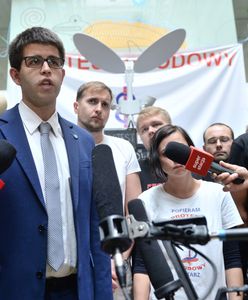 Sejmowa Komisja Zdrowia przyjechała do strajkujących rezydentów. Protest trwa, jutro propozycja lekarzy