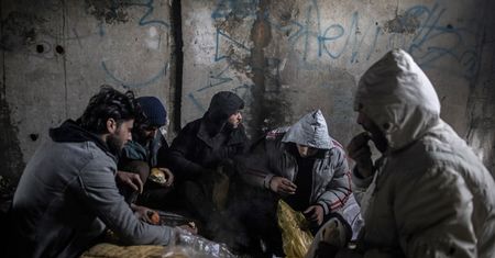 Koronawirus. Tysiące migrantów zamkniętych w obozie z powodu epidemii