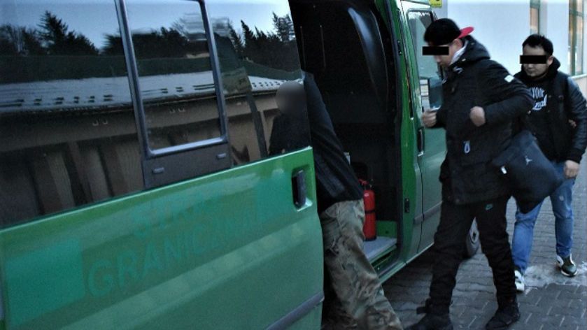 Pogranicznicy z Bieszczad zatrzymali grupę nielegalnych imigrantów