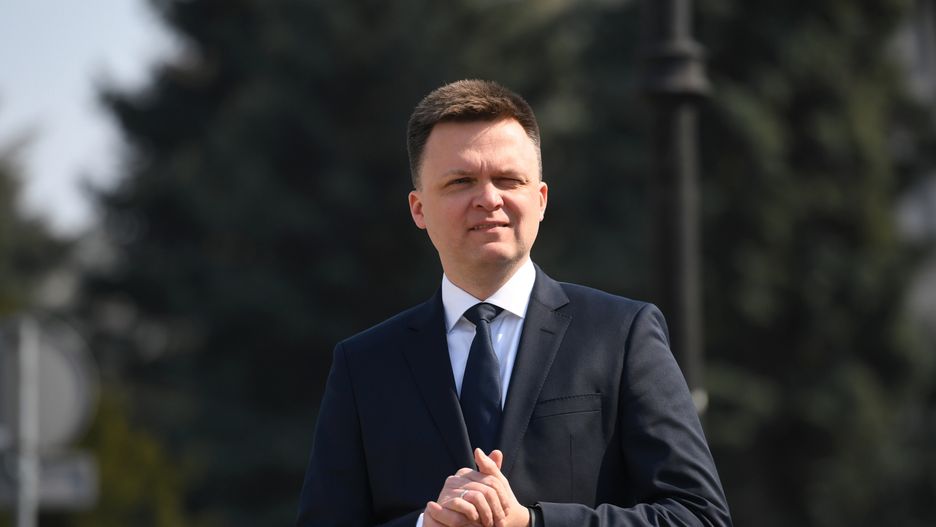 Kandydant na prezydenta Szymon Hołownia ocenił, że rządzący "igrają z ludzkim życiem".