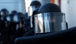 Policjant przekazywał tajne dane terrorystom. Przez komunikator społecznościowy