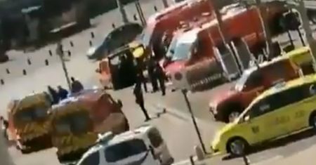 Francja. Atak nożownika. Nie żyją 2 osoby, kilka jest rannych