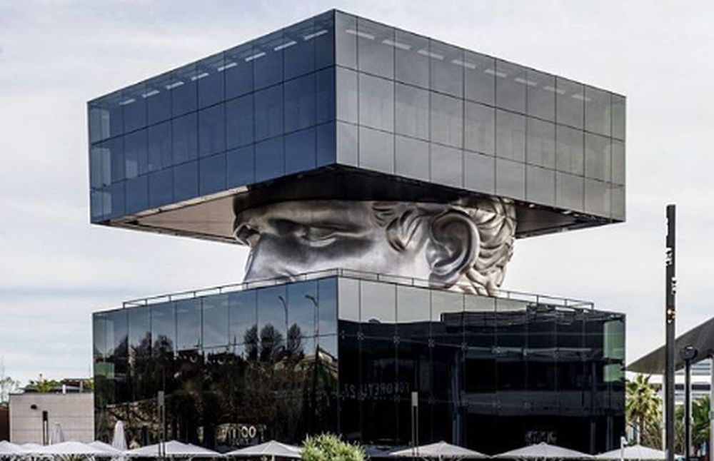 Te budynki budzą strach i podziw jednocześnie