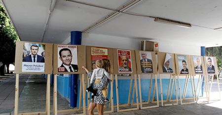 Cisza wyborcza we Francji to też fikcja. Wszystko dzięki "Radiu Londyn"