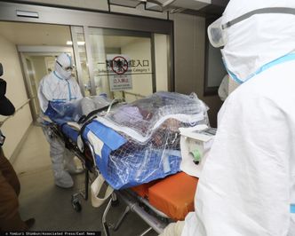 Wirus z Chin wielką niewiadomą. Nawet profesorowie nie mają zdania