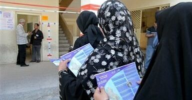 Irak przyjął projekt konstytucji
