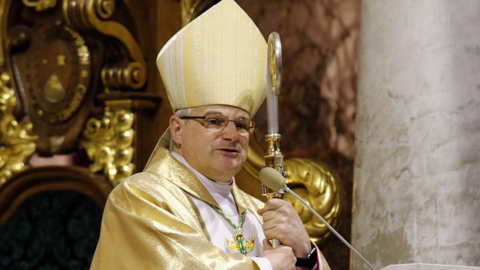 Biskup Marek Mendyk skomentował plany wprowadzenia dodatkowych zajęć z edukacji seksualnej przez samorządy