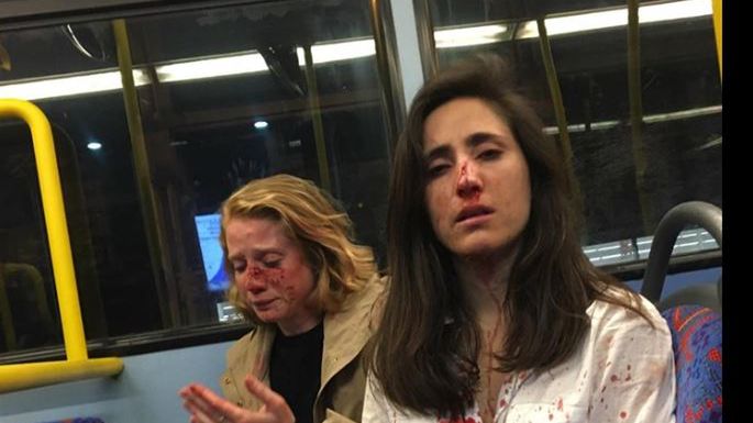 Londyn. Dwie napadnięte kobiety w autobusie