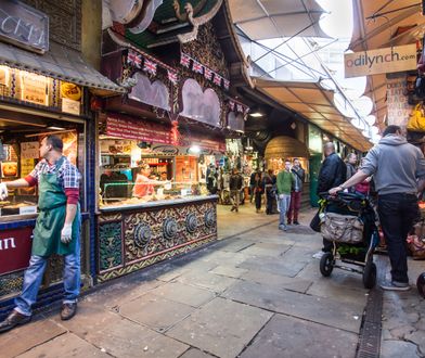 Niepokojące dane. Setki Polaków na Wyspach mogą padać ofiarą niewolnictwa