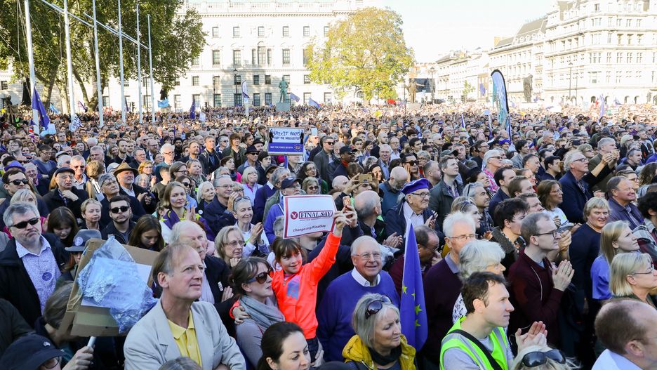 Setki tysięcy manifestantów w Londynie. Chcą kolejnego referendum ws. Brexitu