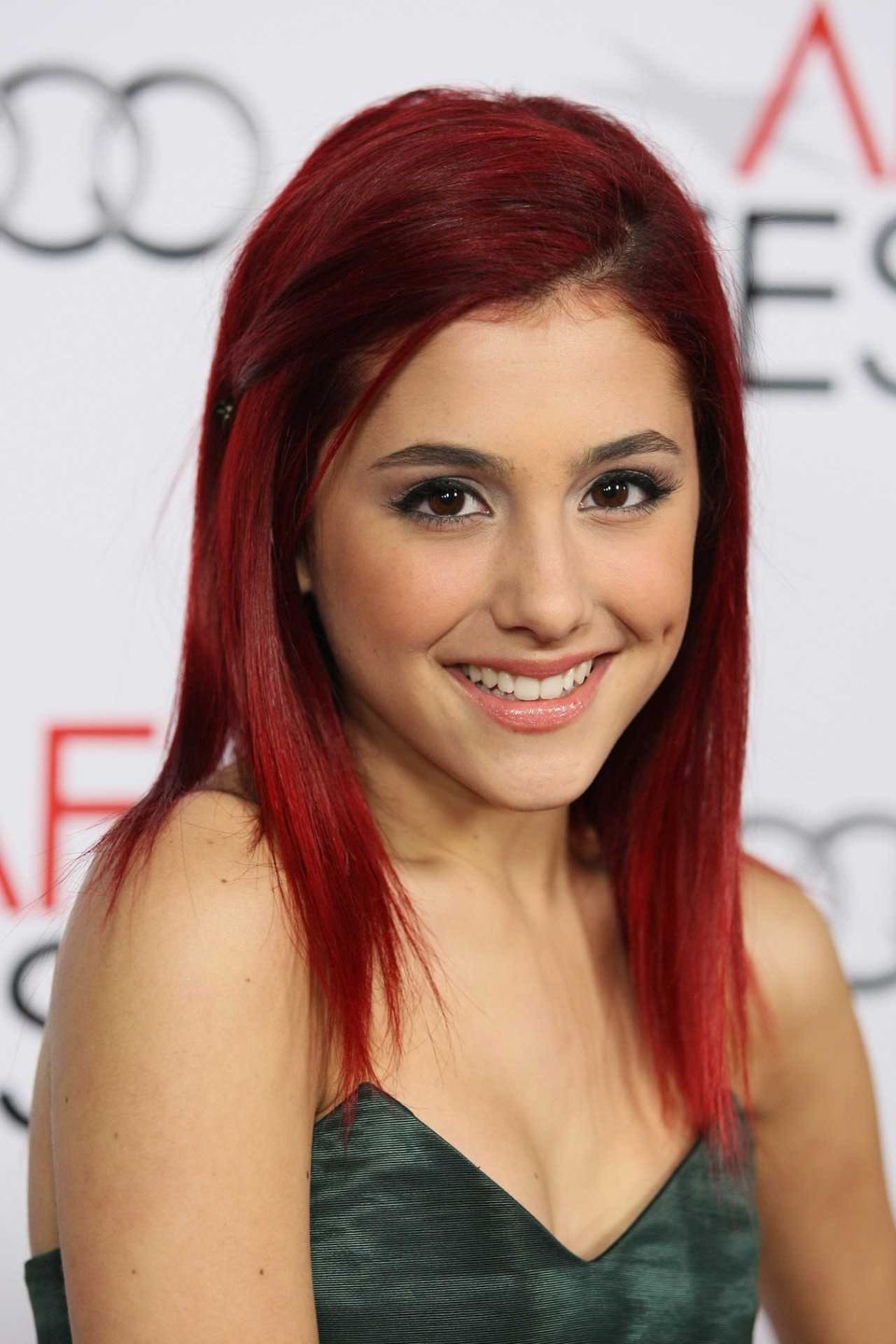 Ariana Grande przed rzekomymi operacjami plastycznymi