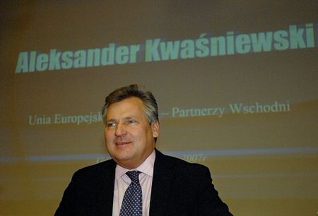 Kwaśniewski: nie będę kandydował do europarlamentu