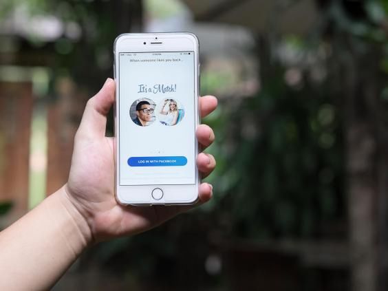 Na Tinderze obejrzymy serial. Widzowie zadecydują o losach bohaterów
