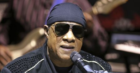 Stevie Wonder przerywa koncerty. Artysta przejdzie poważną operację