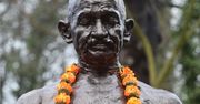 W 150 rocznicę urodzin skradziono prochy Gandhiego, a pomnik zniszczono