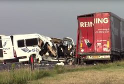 Polski bus rozbił się w Holandii. Kierowca wjechał w ciężarówkę