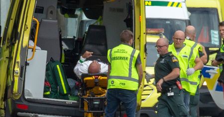 Polskie nazwisko na broni zamachowca z Nowej Zelandii. Zastrzelił 49 osób