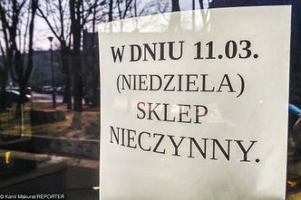 "Money. To się liczy". Rząd ugina się ws. zakazu handlu?
