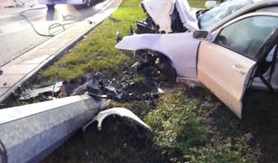 Dziesięć osób w jednym aucie. Wypadek na Rondzie Starzyńskiego