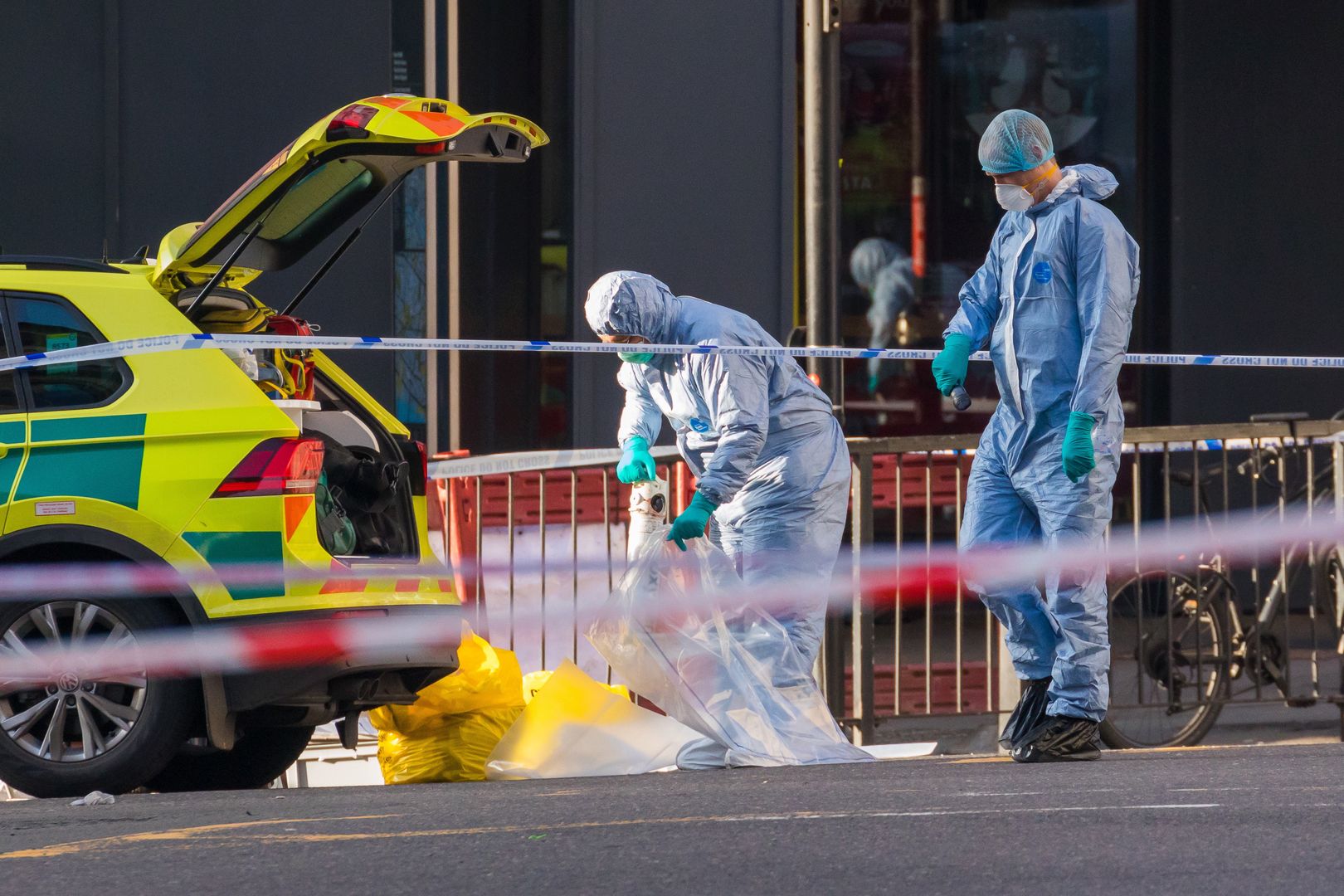 Wielka Brytania. Służby na miejscu piątkowego ataku terrorystycznego w Londynie