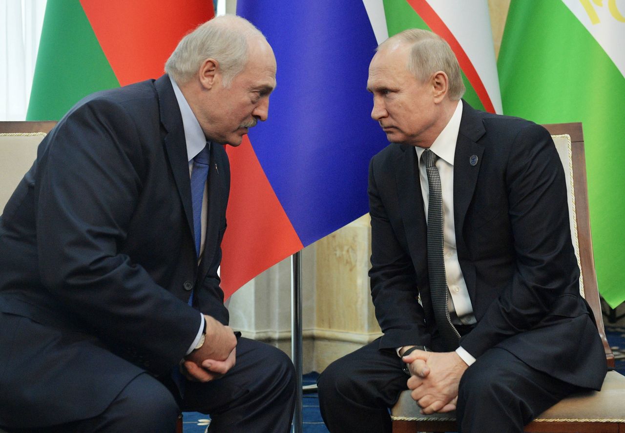 Władimir Putin musi zdecydować ws. Alaksandra Łukaszenki. Rosja wchłonie Białoruś?