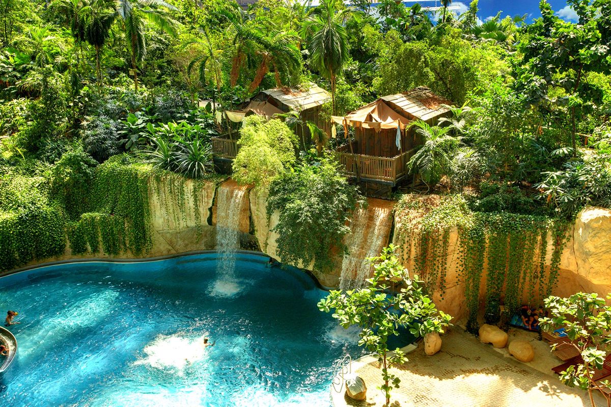 Tropical Islands 