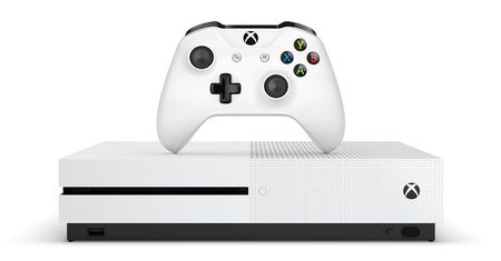 Black Friday 2017 - Xbox One S z nową grą za 1000 złotych