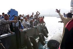 378 osób przeżyło katastrofę na morzu; 800 zaginęło