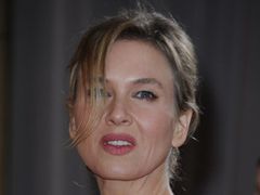 Renee Zellweger chce adoptować dziecko