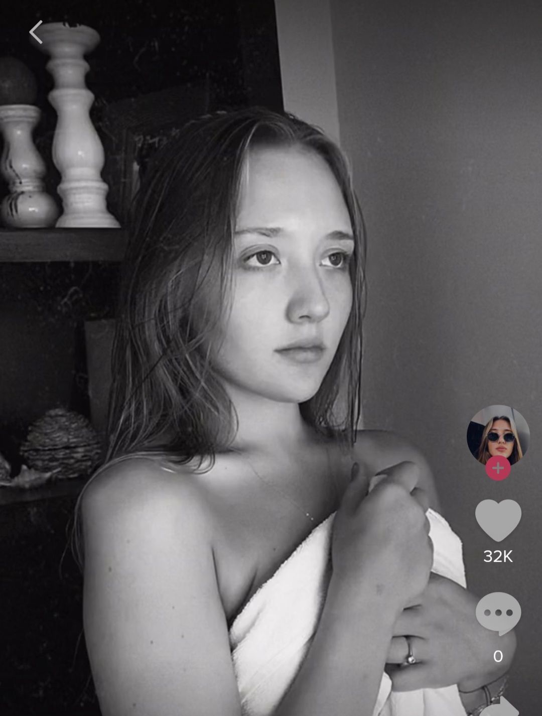 Karolina Matej odtworzyła zdjęcia Grażyny Szapołowskiej