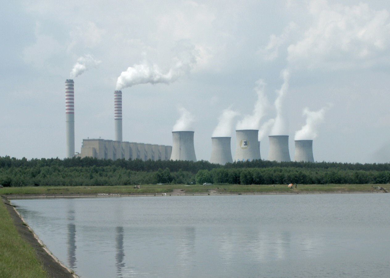 Polska elektrownia największa na świecie. Jednocześnie wydziela najwięcej zanieczyszczeń w UE
