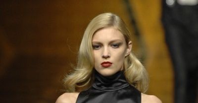 Anja Rubik - dziewczyna o seksownych kostkach
