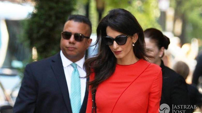 Amal Clooney z ochroniarzem w Nowym Jorku