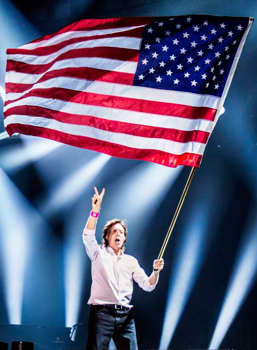Paul McCartney - Gwiazdy świętują Święto Dziękczynienia