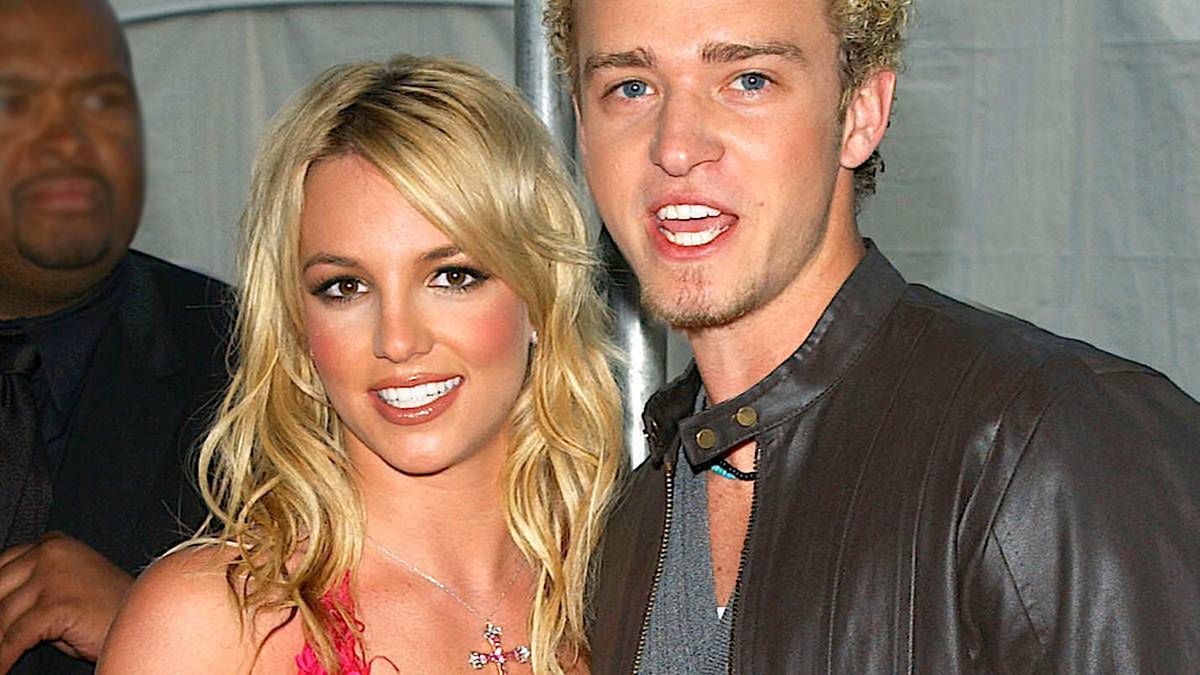 Britney Spears zaczepiła Justina Timberlake'a 18 lat po rozstaniu. Jego odpowiedzią ekscytuje się cały świat