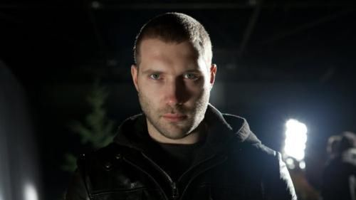 Jai Courtney fot. UIP