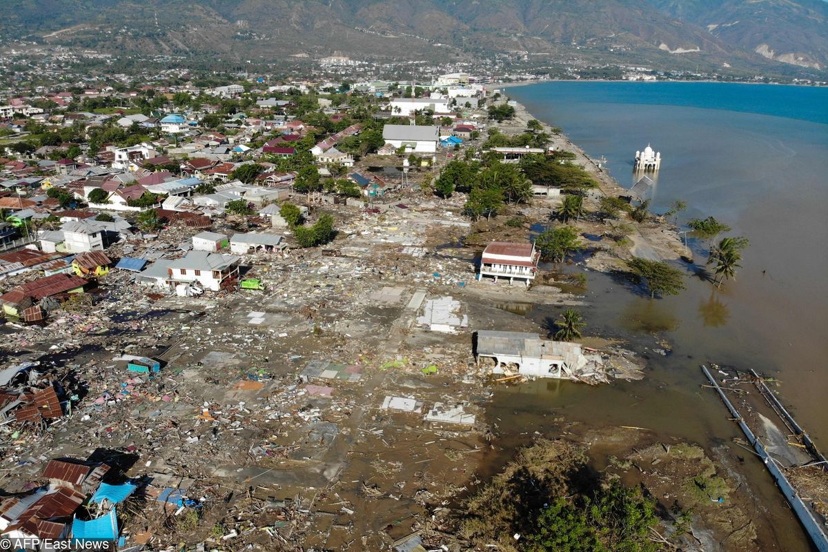 Kolejny wstrząs w Indonezji. Rośnie bilans ofiar kataklizmu