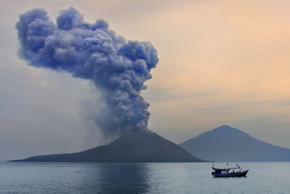 Złowieszczy pierścień ognia. W jego strefie znajduje się m.in. Indonezja