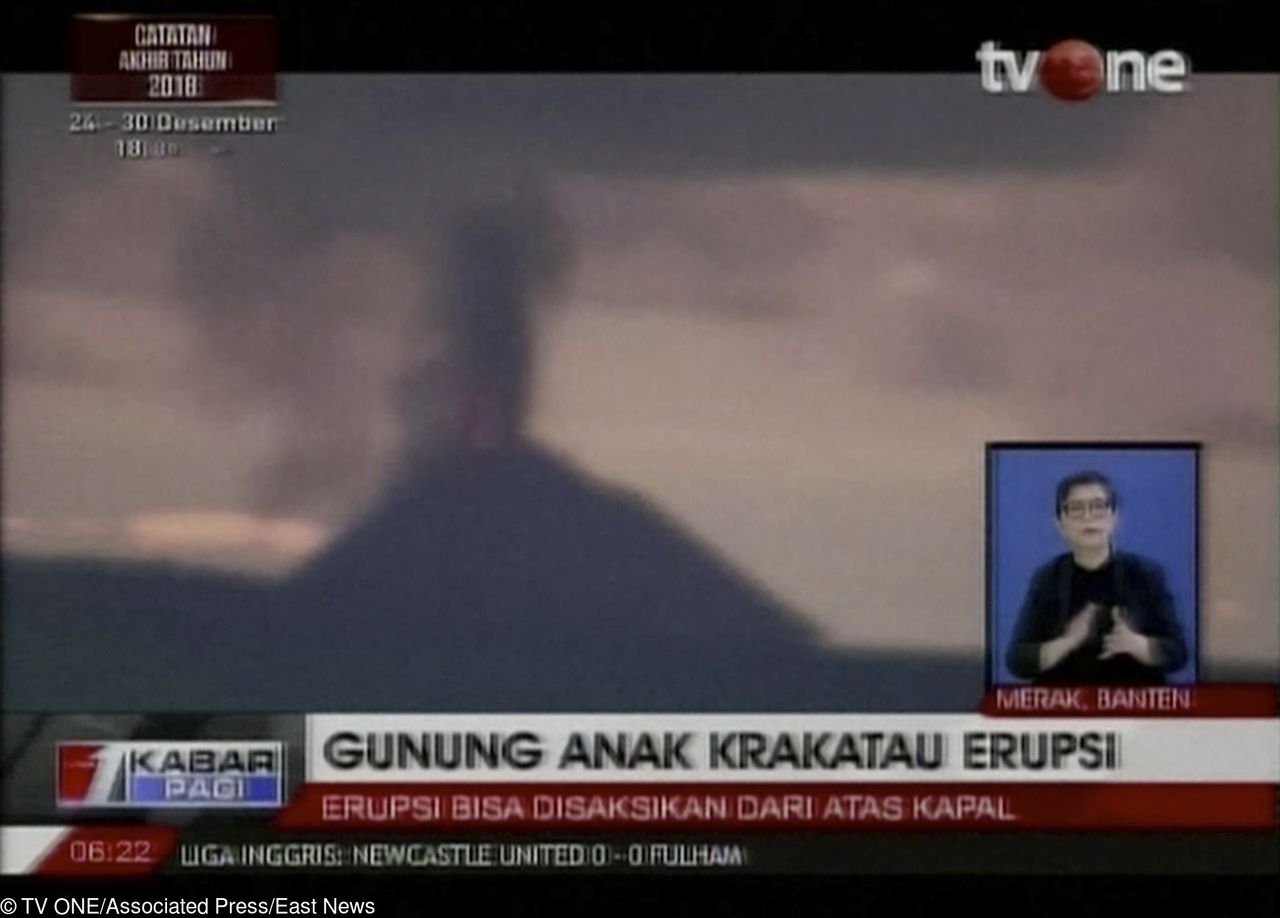 Tsunami w Indonezji. Setki ofiar